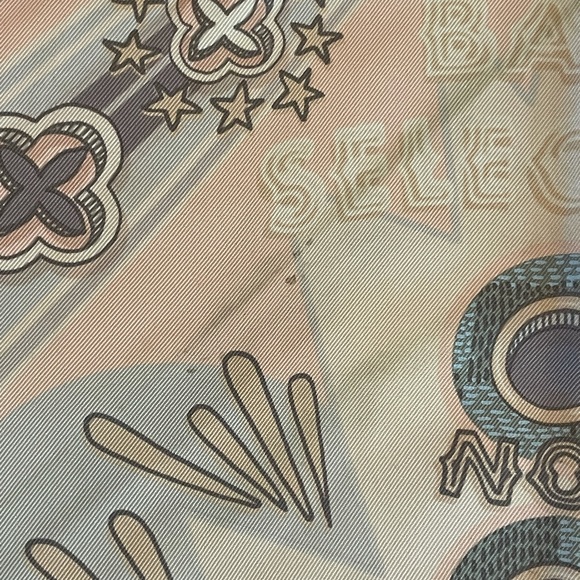 Louis Vuitton silk scarf in light pink - Picture 2 of 8